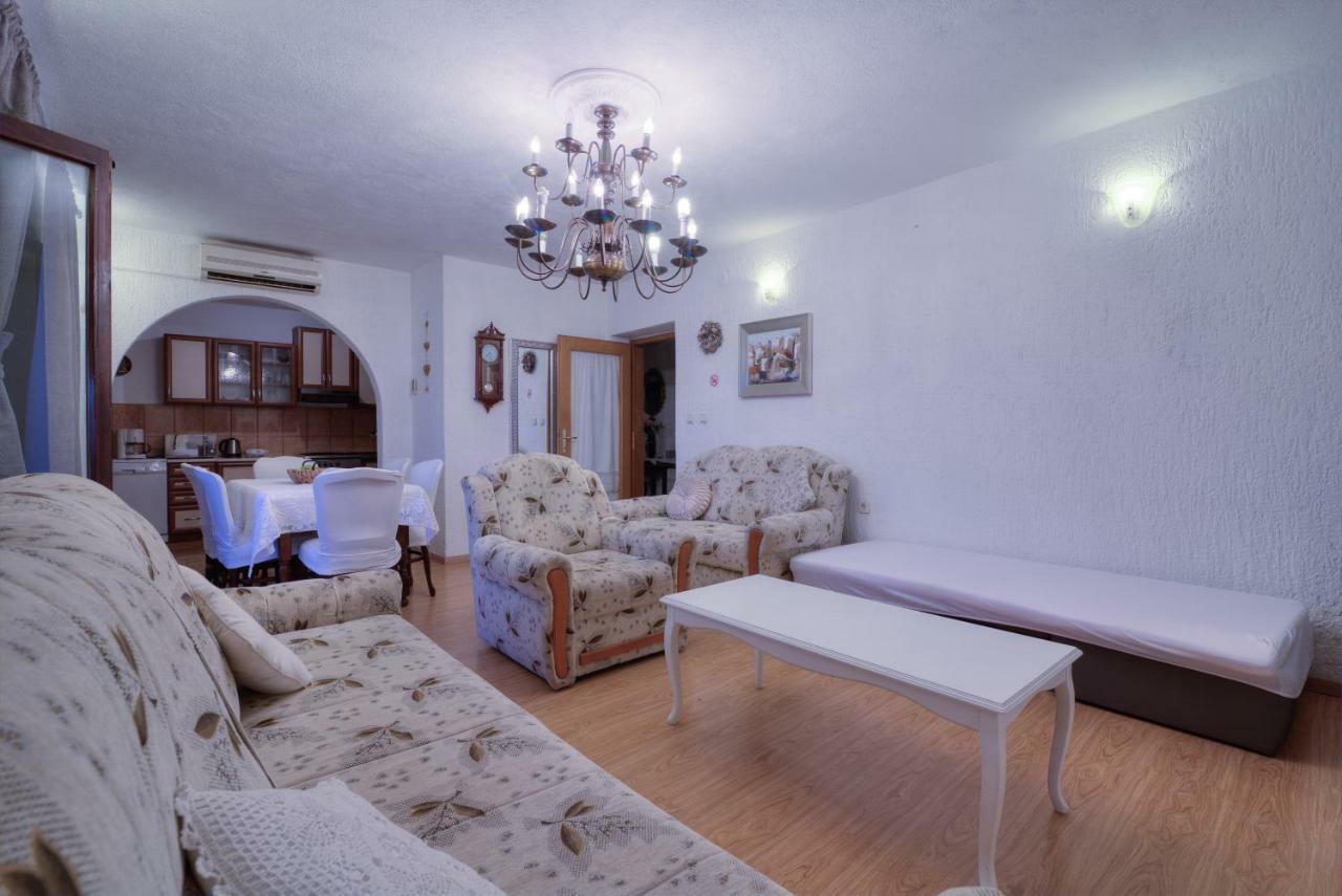 Apartment Lea Senj  Exterior foto